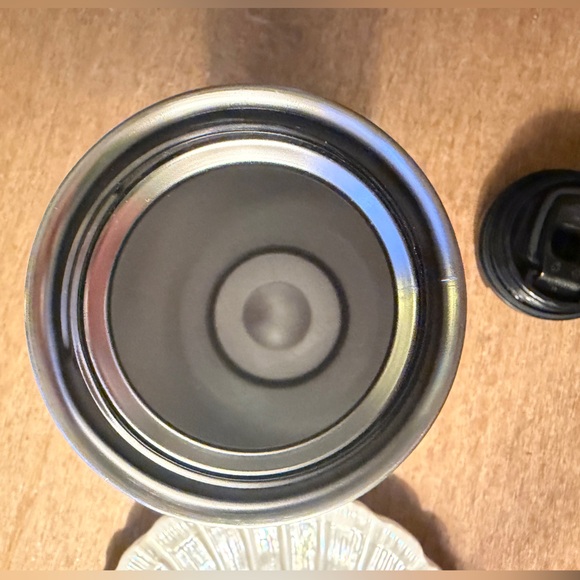 Stanley Matte Black Insulated Tumbler - Picture 3 of 6